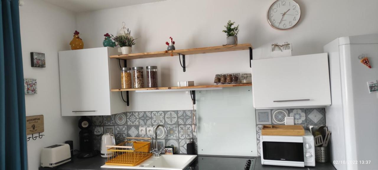 La Fleur D Honfleur Avec Son Parking Apartment Екстериор снимка